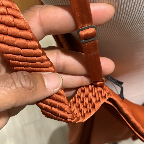 Dress - Picture 6 of 7